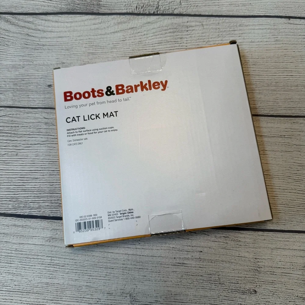 Boots & Barkley Green Cat Lick Mat